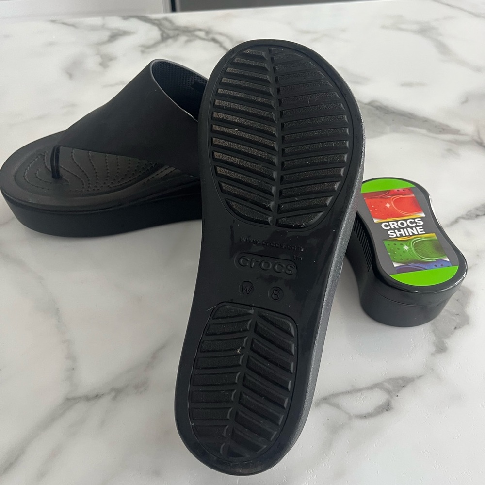 CROCS Black Sandals with Shine Kit